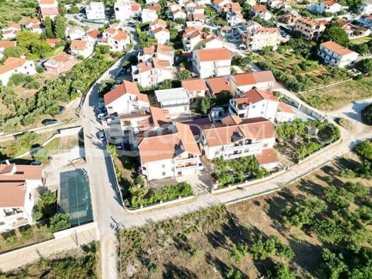 Haus zum Kauf 1.350.000 € 26 Zimmer 1.065 m² Tribunj Šibenik