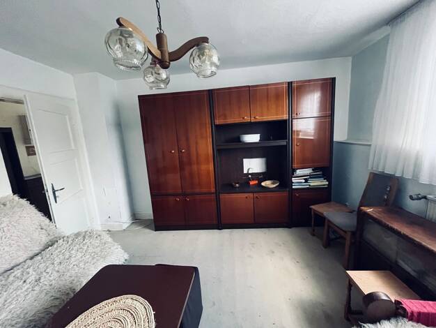 Doppelhaushälfte zum Kauf 250.000 € 6 Zimmer 175 m² 447 m² Grundstück frei ab sofort Siegen 57074