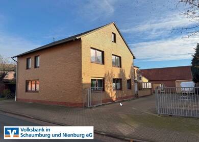 Wohn- und Geschäftshaus zum Kauf als Kapitalanlage geeignet 379.000 € 15 Zimmer 598 m² 1.573 m² Grundstück Uchte Uchte 31600