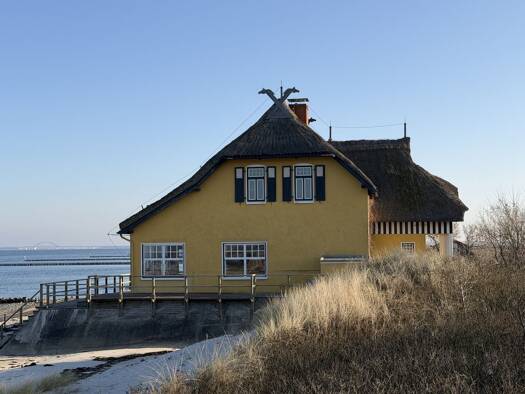 Haus zum Kauf 6 Zimmer 200 m² 2.612 m² Grundstück Heiligenhafen 23774