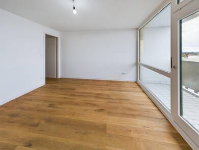 Wohnung zum Kauf 291.750 € 1 Zimmer 29 m² 10. Geschoss Thalk.Obersendl.-Forsten-Fürstenr.-Solln München 81379