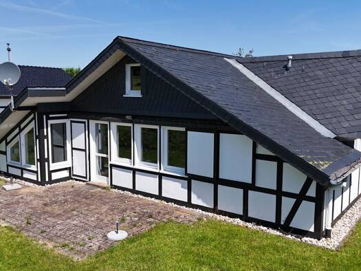 Einfamilienhaus zum Kauf 240.000 € 3 Zimmer 85,2 m² 550 m² Grundstück Langewiese Winterberg 59955