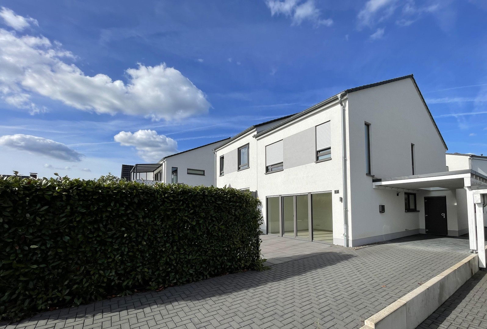 Doppelhaushälfte zum Kauf provisionsfrei 530.000 € 5 Zimmer 138 m²<br/>Wohnfläche 230 m²<br/>Grundstück Im Baumgarten 7 Lichtenberg Hennef (Sieg) 53773