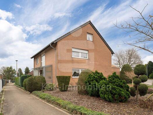 Mehrfamilienhaus zum Kauf 479.000 € 8 Zimmer 182,3 m² 801 m² Grundstück Kaster Bedburg 50181