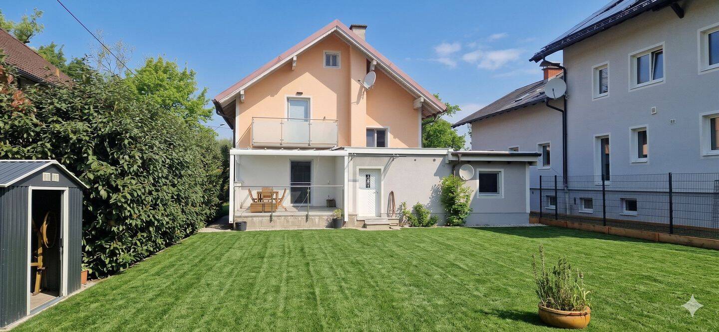 Einfamilienhaus zum Kauf - Widok 2