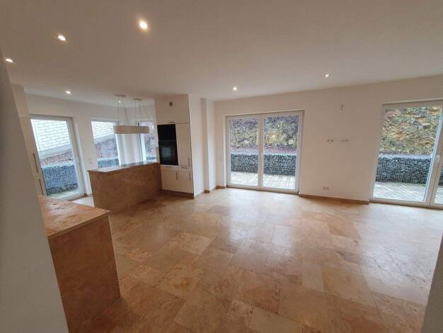 Doppelhaushälfte zur Miete 1.590 € 5 Zimmer 155 m² 300 m² Grundstück frei ab 01.03.2026 Am Kollergang 4 Undorf 93152