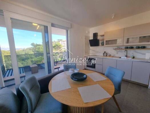 Wohnung zum Kauf 377.000 € 3 Zimmer 64 m² 1. Geschoss Trogir