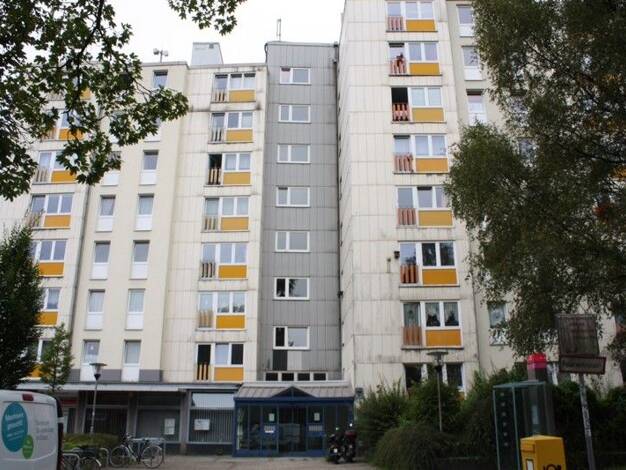 Wohnung zur Miete 348 € 1,5 Zimmer 42,1 m² 1. Geschoss frei ab 10.08.2026 Bebelplatz 3 Elmschenhagen-Süd Elmschenhagen 24146