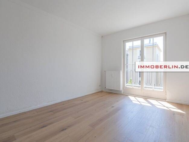 Wohnung zum Kauf 327.700 € 2 Zimmer 54 m² 4. Geschoss Friedrichshain Berlin Friedrichshain 10243