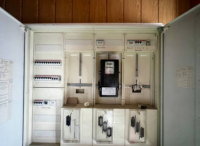 Stadthaus zum Kauf 69.000 € 8 Zimmer 160 m² 180 m² Grundstück Auerbach 08209