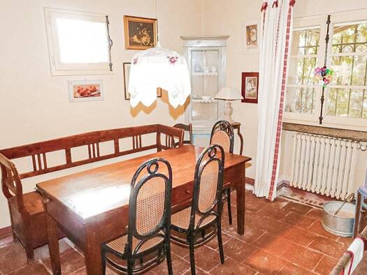 Haus zum Kauf 1.200.000 € 675 m² Sinalunga 53048
