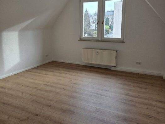 Wohnung zur Miete 680 € 2 Zimmer 68,7 m² Plauen Dresden 01187