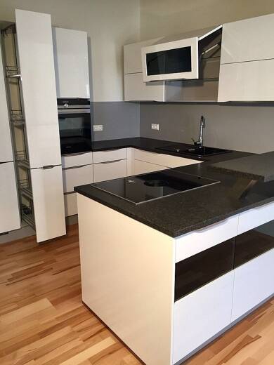 Wohnung zur Miete 550 € 2 Zimmer 67 m² 1. Geschoss frei ab sofort Kirchstr. 6 Erlbach Markneukirchen 08258