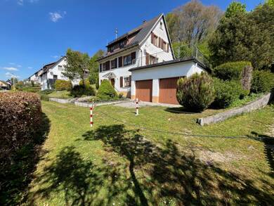 Haus zum Kauf 320.000 € 8 Zimmer 138 m² 801 m² Grundstück frei ab sofort Dornhan Dornhan 72175