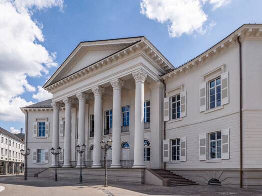 Bürofläche zur Miete - Erstbezug 18 € 292,8 m² Bürofläche Innenstadt-Ost Innenstadt - Ost 76133