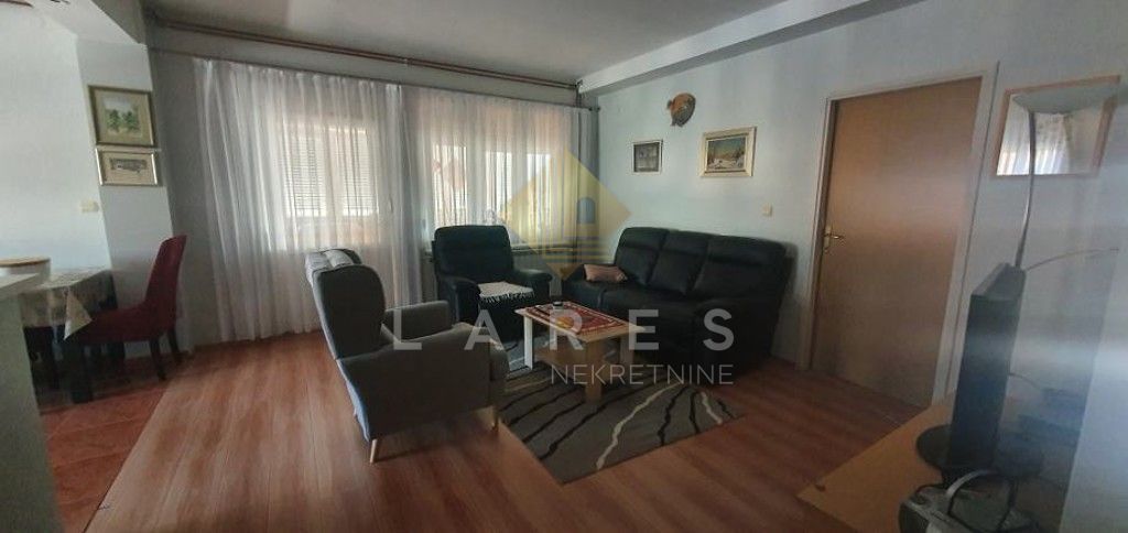 Wohnung zum Kauf 535.000 € 6 Zimmer 324 m²<br/>Wohnfläche 1.<br/>Geschoss Jelenovac