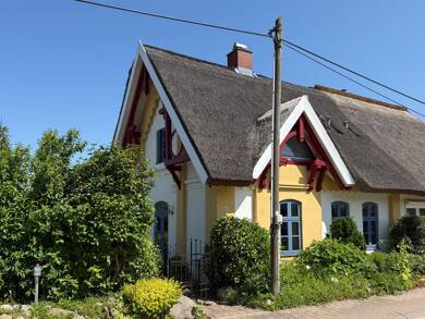 Haus zum Kauf 379.000 € 3 Zimmer 95 m² 256 m² Grundstück Groß Schoritz Garz/Rügen 18574