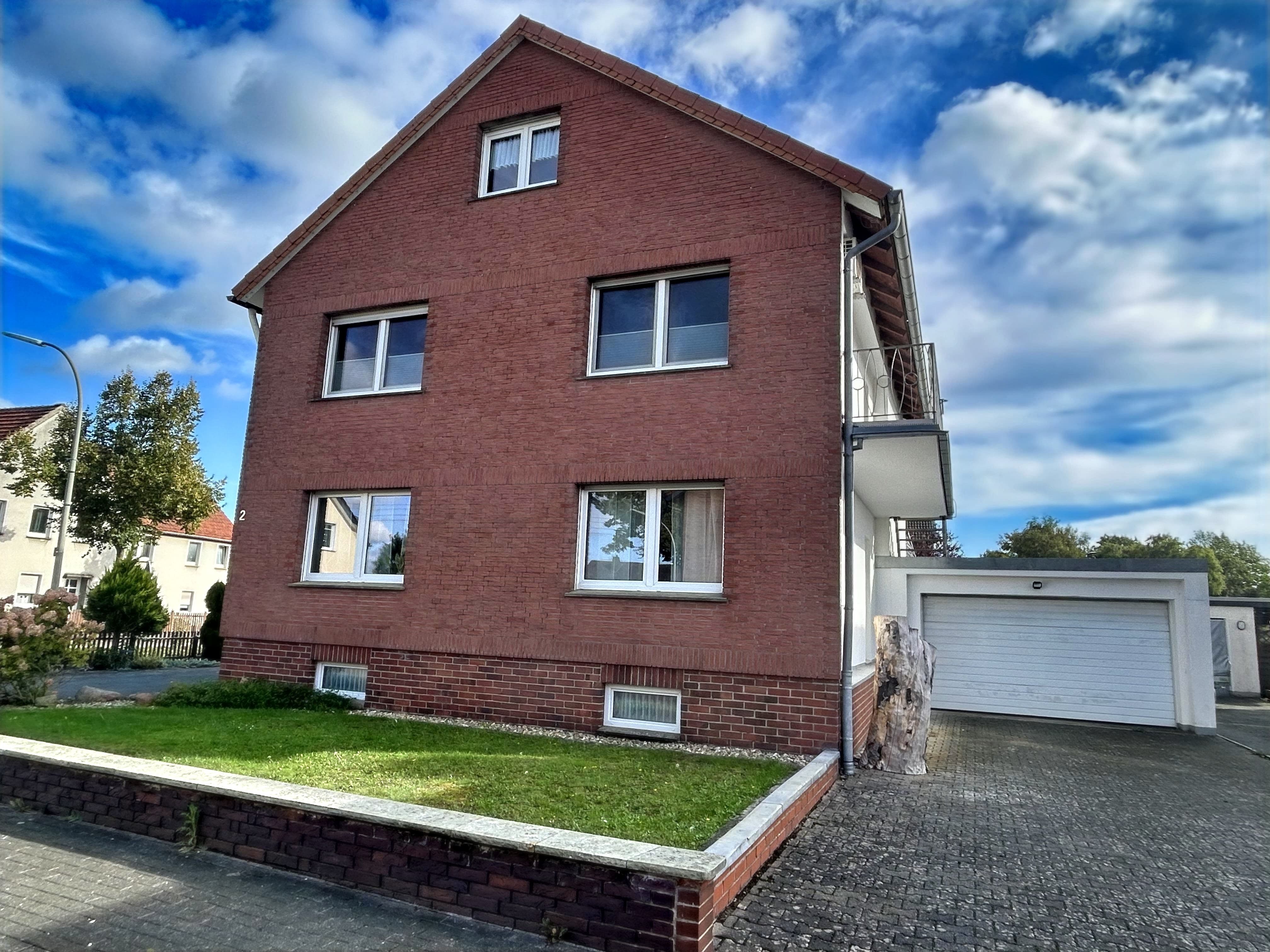 Mehrfamilienhaus zum Kauf 385.000 € 6 Zimmer 140 m²<br/>Wohnfläche 780 m²<br/>Grundstück Esbeck Lippstadt 59558