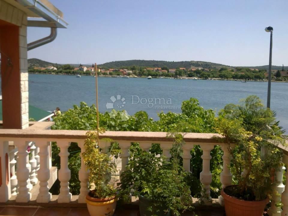 Wohnung zum Kauf 124.500 € 2 Zimmer 30 m²<br/>Wohnfläche Sibenik 22000