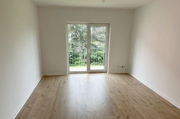 Wohnung zur Miete 685 € 3 Zimmer 62 m²<br/>Wohnfläche 2.<br/>Geschoss ab sofort<br/>Verfügbarkeit Wersten Düsseldorf 40589