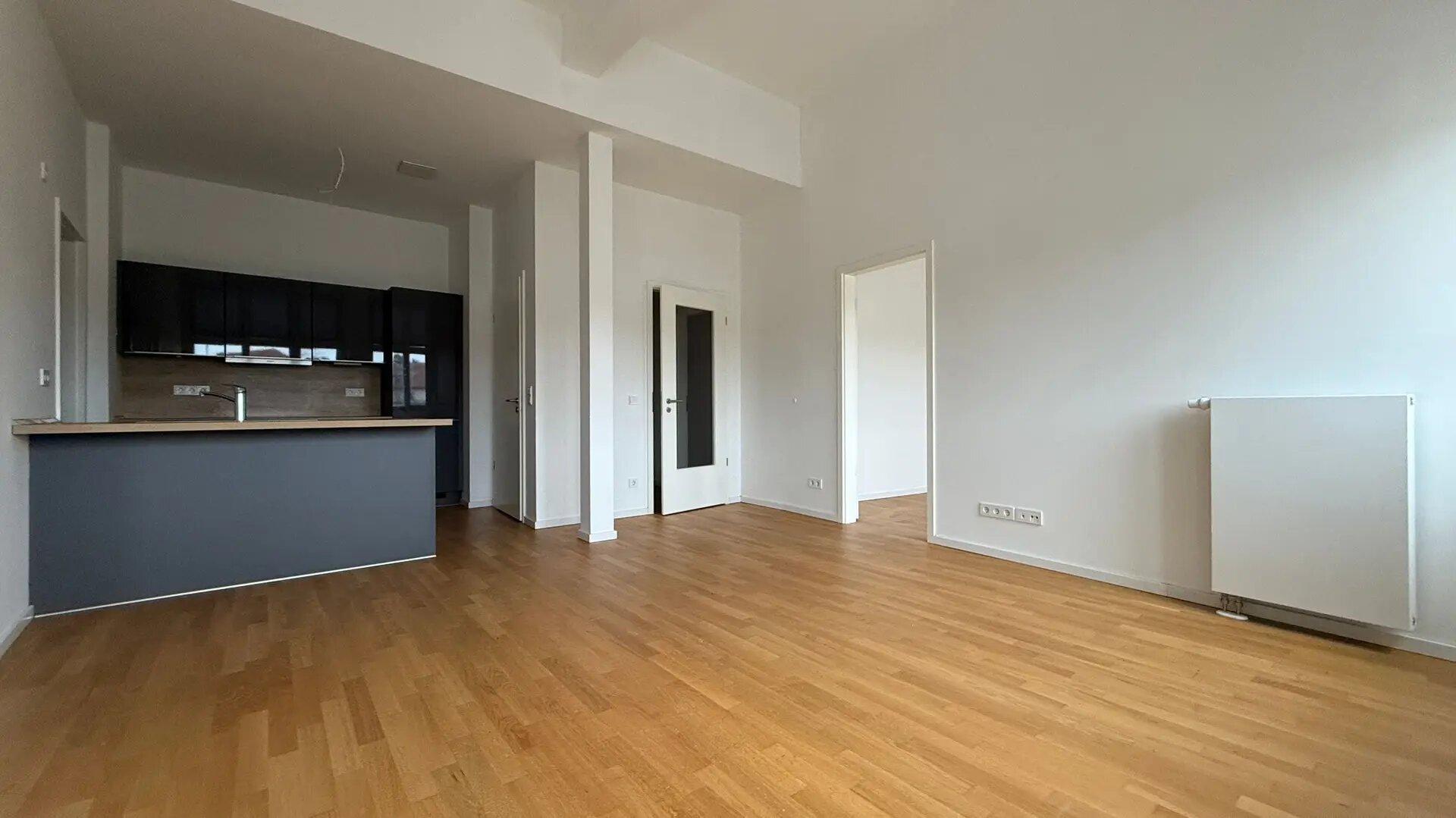 Wohnung zur Miete 700 € 3 Zimmer 90 m²<br/>Wohnfläche ab sofort<br/>Verfügbarkeit Am Speisehaus der Nationen Dallgow Dallgow-Döberitz 14624