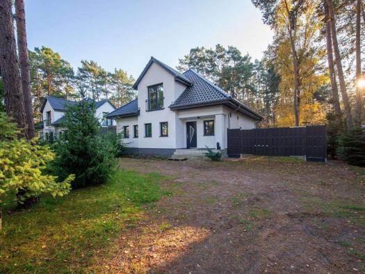 Einfamilienhaus zum Kauf 2.000.000 € 10 Zimmer 368 m² 2.818 m² Grundstück Borkwalde 14822