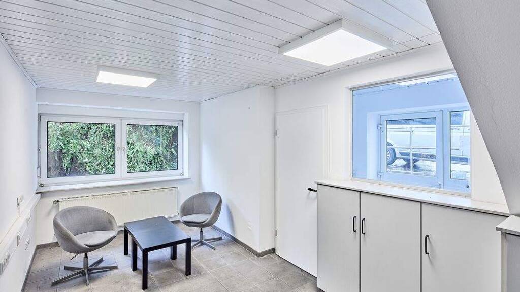 Bürogebäude zur Miete 4,59 € 83,2 m² Bürofläche Ennest Attendorn 57439