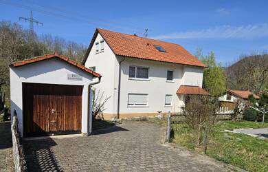 Wohnung zum Kauf 385.000 € 196 m² Dachgeschoss, 2. Geschoss frei ab sofort Seetalbachstraße 78/1 Kuchen 73329