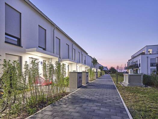 Reihenendhaus zur Miete 2.545 € 4 Zimmer 126,1 m² 238 m² Grundstück frei ab 01.02.2026 Vaterstetten 85591