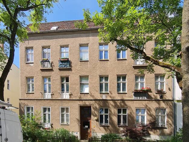 Mehrfamilienhaus zum Kauf als Kapitalanlage geeignet 830.000 € 20 Zimmer 484,4 m² 512 m² Grundstück Niederschönhausen Berlin 13156