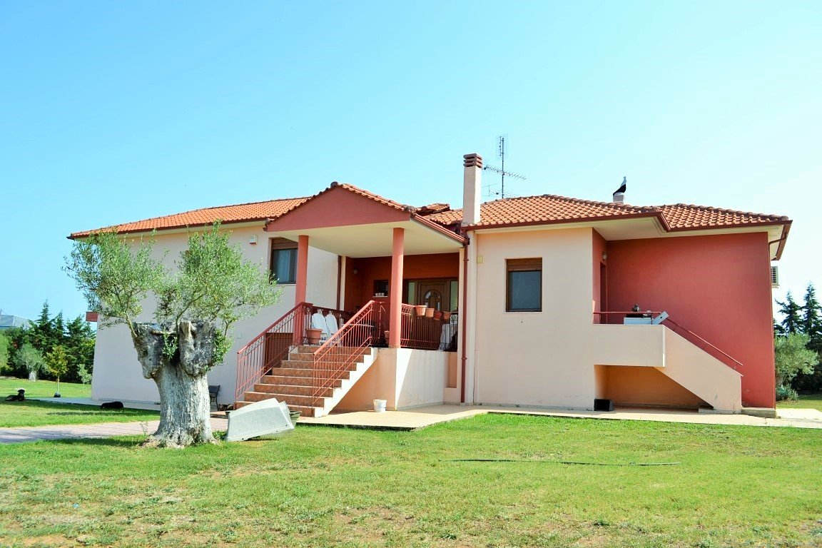 Villa zum Kauf 950.000 € 8 Zimmer 400 m²<br/>Wohnfläche 6.000 m²<br/>Grundstück Chalkidiki