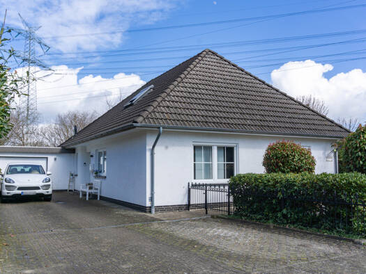 Einfamilienhaus zur Miete 1.500 € 7 Zimmer 170 m² 620 m² Grundstück frei ab 01.07.2026 Neuenkirchen Schwanewede / Neuenkirchen 28790