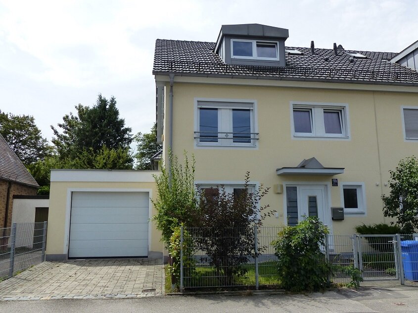 Doppelhaushälfte zum Kauf provisionsfrei 1.295.000 € 6 Zimmer 188 m²<br/>Wohnfläche 252 m²<br/>Grundstück Zehntfeldstraße 190A Gartenstadt Trudering München 81825