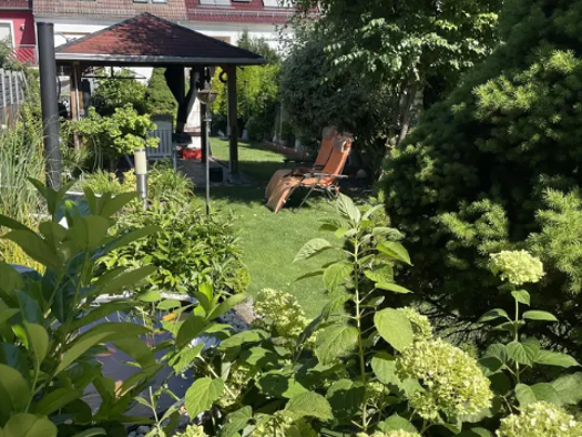 Reihenmittelhaus zum Kauf als Kapitalanlage geeignet 250.000 € 5 Zimmer 124 m² 514 m² Grundstück Sömmerda 99610