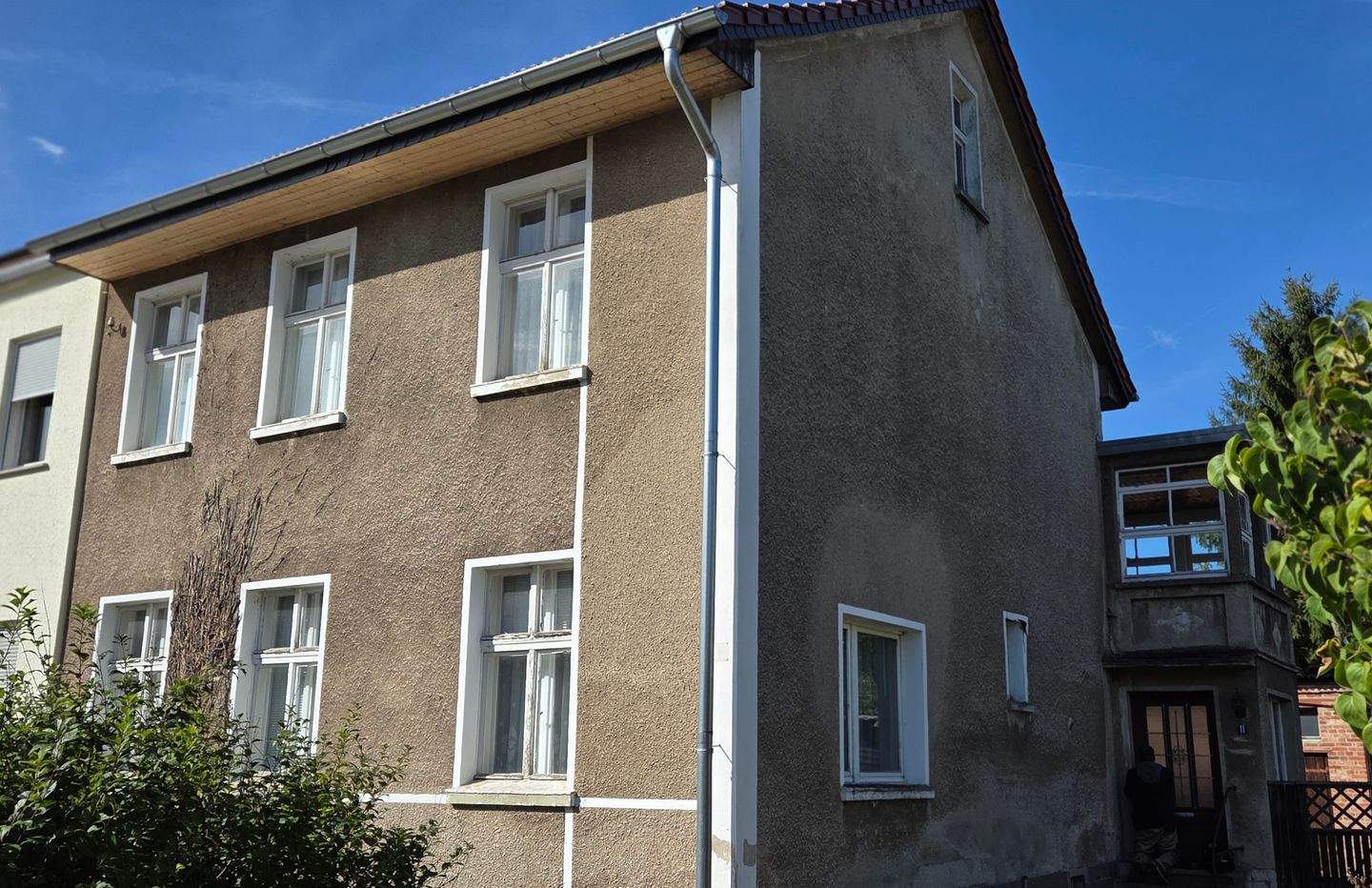 Haus zum Kauf - Ansicht 2