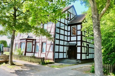 Mehrfamilienhaus zum Kauf als Kapitalanlage geeignet 445.000 € 17 Zimmer 456 m² 1.162 m² Grundstück Uelzen Uelzen 29525