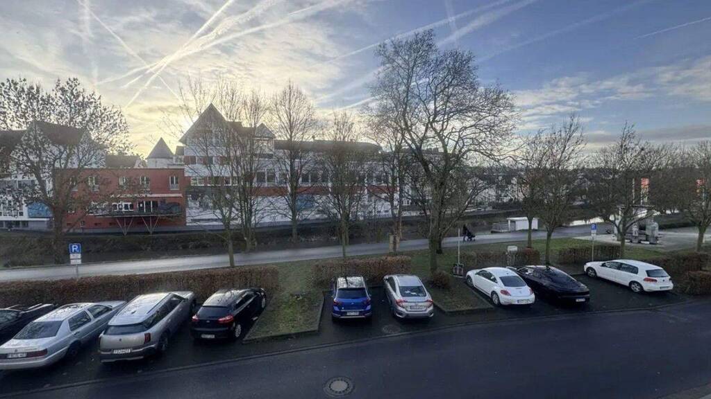 Wohnung zur Miete 1.990 € 4 Zimmer 103 m² 1. Geschoss frei ab sofort Parkstrasse 3 Bad Vilbel 61118