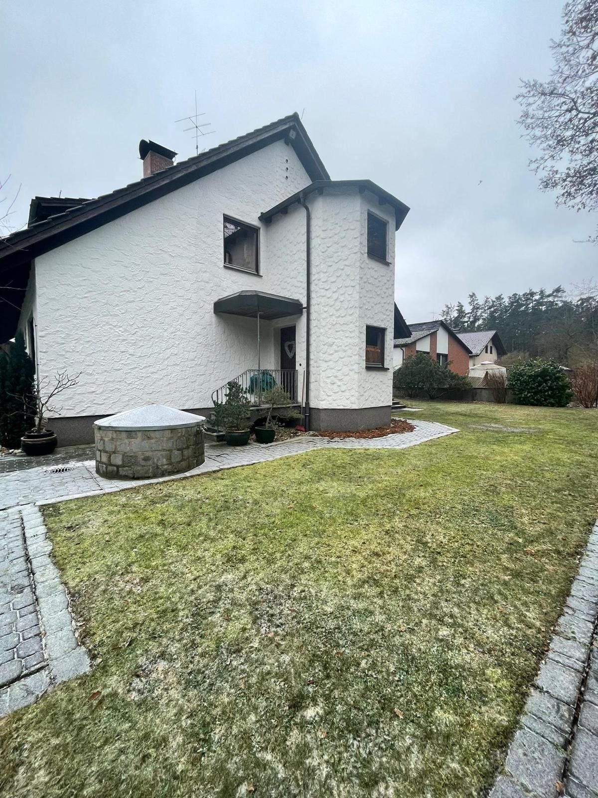 Mehrfamilienhaus zum Kauf 765.000 € 7 Zimmer 235,7 m²<br/>Wohnfläche 1.154 m²<br/>Grundstück Sperberslohe Wendelstein 90530