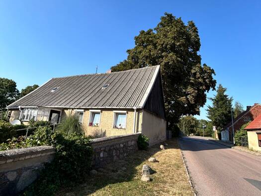 Einfamilienhaus zum Kauf 60.000 € 5 Zimmer 90 m² 5.192 m² Grundstück Straße der DSF 31 Werder 17089