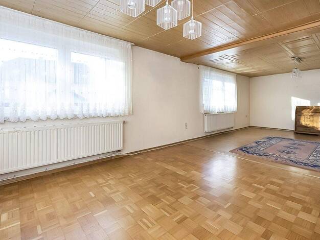 Einfamilienhaus zum Kauf 198.000 € 5,5 Zimmer 132,8 m² 429 m² Grundstück Bingen 72511