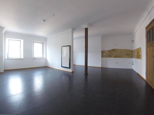 Wohnung zur Miete 500 € 3 Zimmer 90 m² 3 Geschosse frei ab sofort Döbeln Döbeln 04720