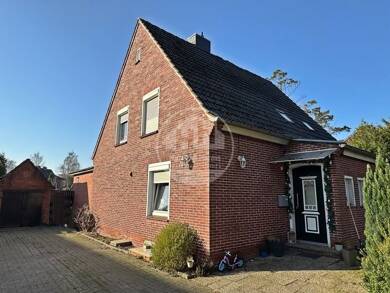 Einfamilienhaus zum Kauf 174.000 € 5 Zimmer 135 m² 1.008 m² Grundstück Sandhorst Aurich 26603