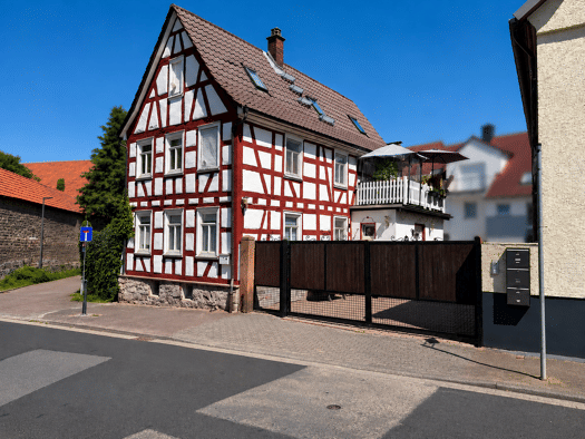 Einfamilienhaus zum Kauf 629.000 € 6 Zimmer 144,8 m² 206 m² Grundstück Gronau Bad Vilbel 61118