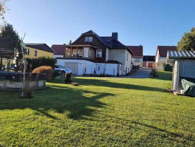 Mehrfamilienhaus zum Kauf provisionsfrei 388.999 € 7 Zimmer 255 m² 1.300 m² Grundstück Rositz Rositz 04617