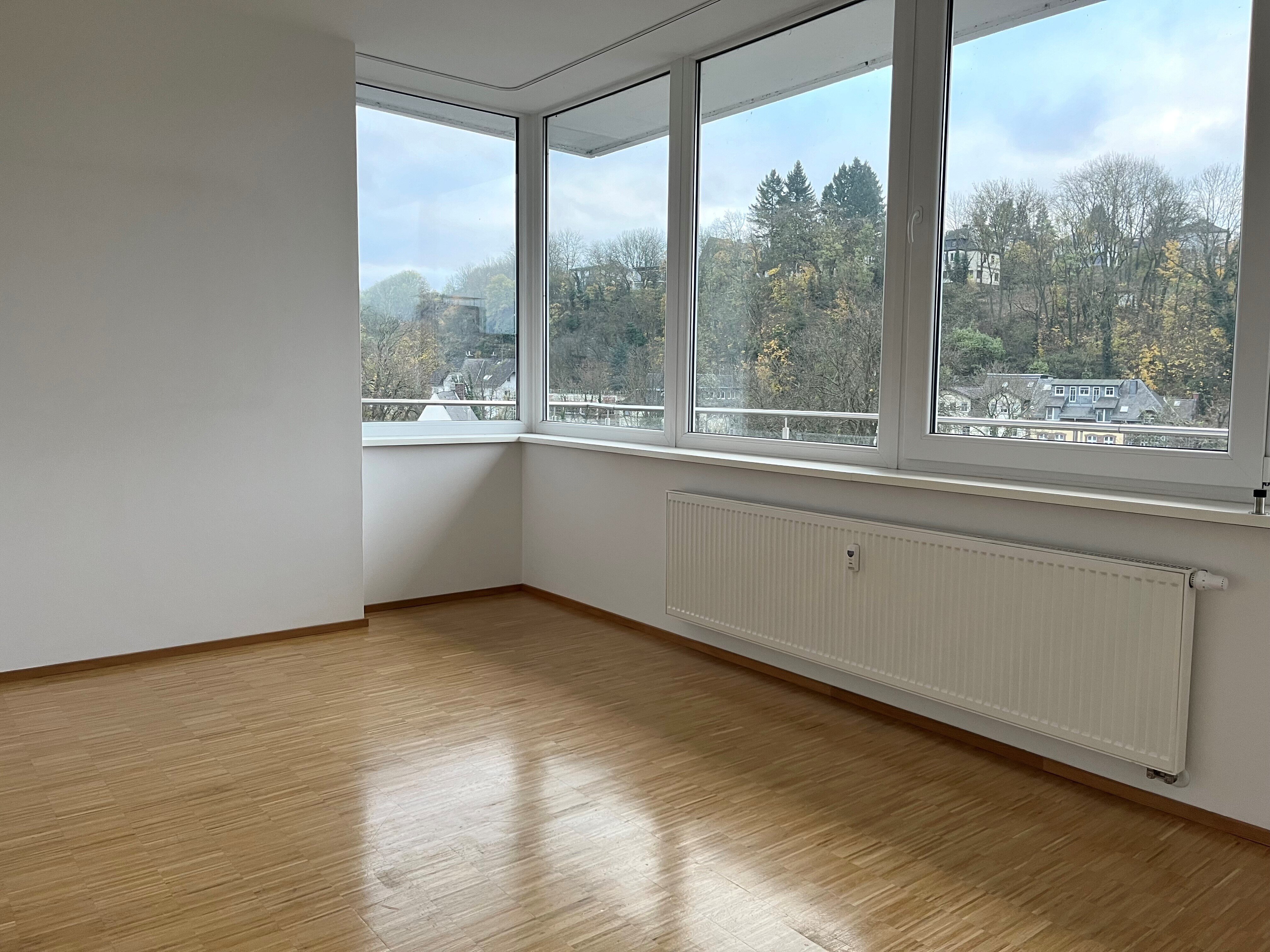 Wohnung zur Miete 495 € 2 Zimmer 64 m²<br/>Wohnfläche 3.<br/>Geschoss 01.12.2024<br/>Verfügbarkeit Neustadt Wetzlar 35576