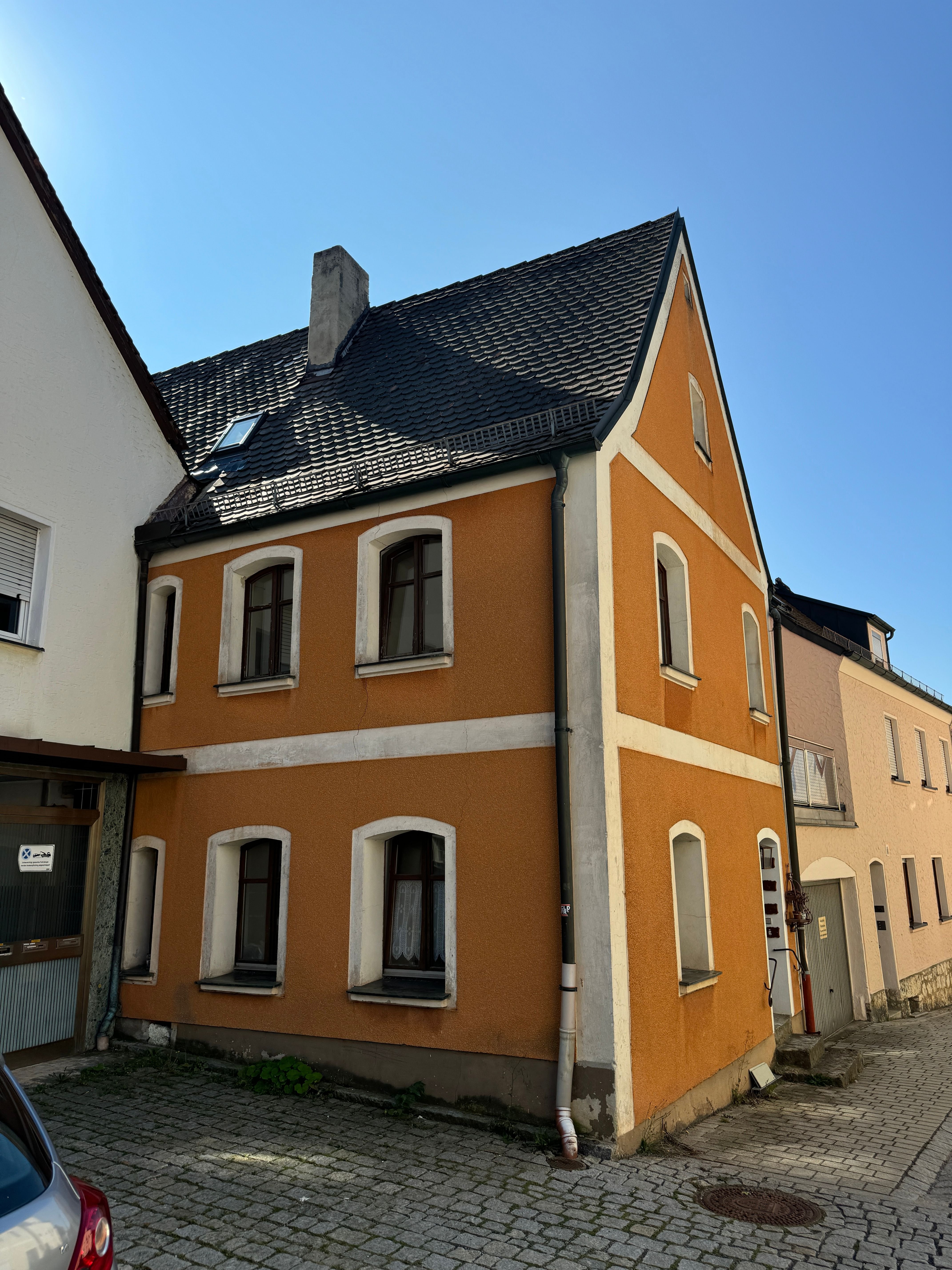 Einfamilienhaus zum Kauf provisionsfrei als Kapitalanlage geeignet 275.000 € 13 Zimmer 195 m²<br/>Wohnfläche 73 m²<br/>Grundstück Neutorgasse 18 Sulzbach-Rosenberg Sulzbach-Rosenberg 92237