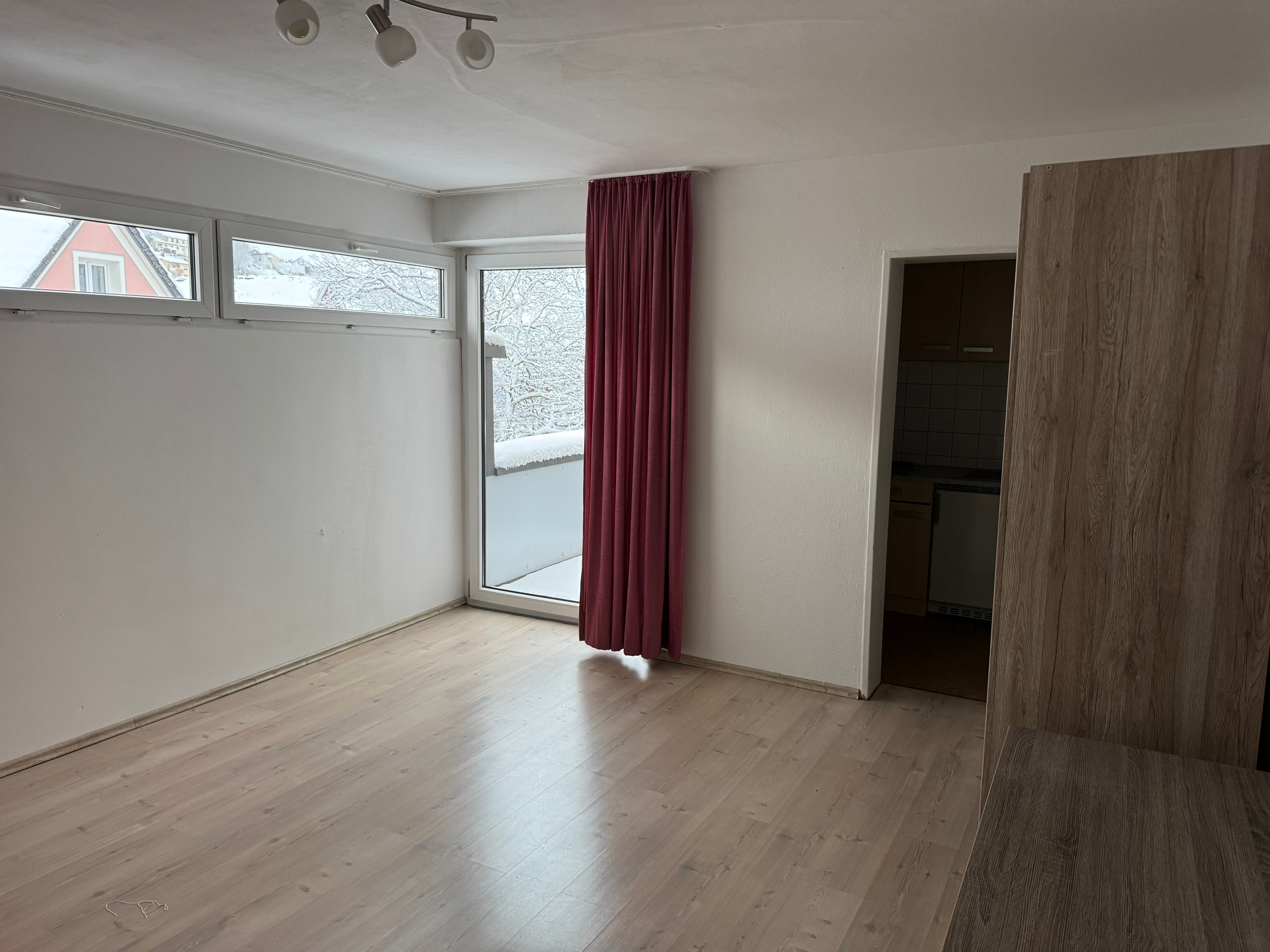 Wohnung zur Miete 330 € 1 Zimmer 33,8 m²<br/>Wohnfläche Stadtgebiet Furtwangen im Schwarzwald 78120