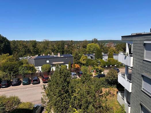 Wohnung zum Kauf 385.000 € 4 Zimmer 98,6 m² Geschoss 3/3 Botnang Stuttgart 70195