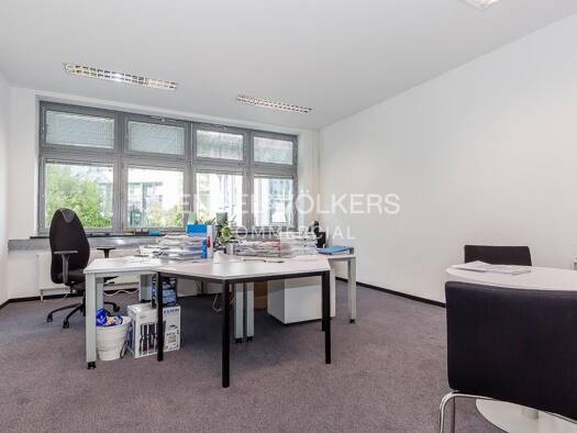 Büro zur Miete 13,50 € 246 m² Bürofläche teilbar ab 246 m² Schönefeld Schönefeld 12529
