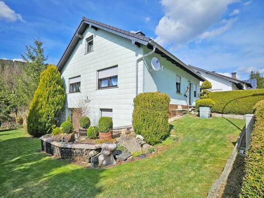 Einfamilienhaus zum Kauf 199.000 € 5 Zimmer 105 m² 646 m² Grundstück Ebersdorf Ludwigsstadt 96337